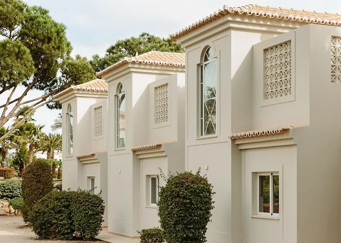 Vale D'El Rei Hotel & Villas